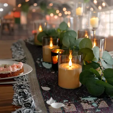 Set of 3 Magnetic Rechargeable LED Pillar Candles (T303) – view 3